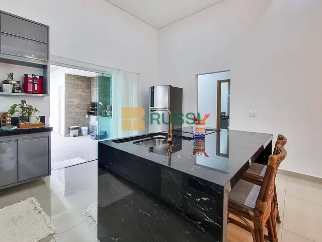 Casa 3 quartos e 3 banheiros, à venda, no bairro Condomínio Terras do Vale em Caçapava