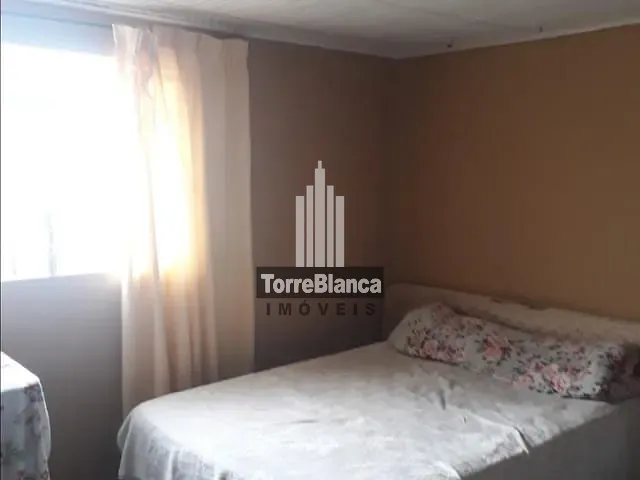 Casa com 360m² 2 quartos e 1 banheiro, à venda, no bairro Jardim Carvalho em Ponta Grossa