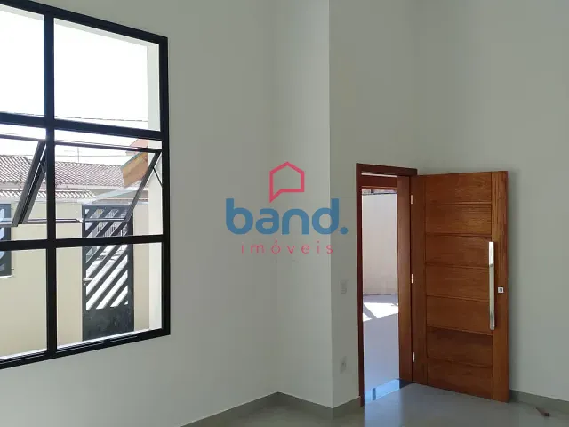 Casa 3 quartos e 2 banheiros, para alugar, no bairro Jardim Julita em Porto Feliz