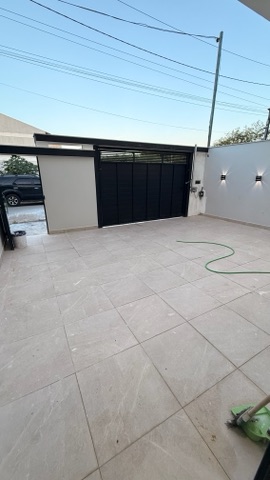 Casa 3 quartos e 3 banheiros, à venda, no bairro Alphagreen em Campos dos Goytacazes