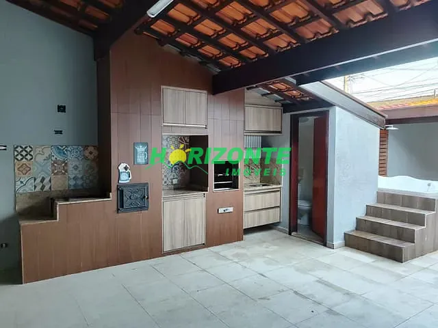 Casa com 150m² 2 quartos e 3 banheiros, à venda, no bairro Bosque dos Ipês em São José dos Campos