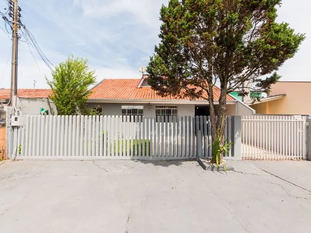 Casa com 200m² 2 quartos e 2 banheiros, à venda, no bairro Santa Felicidade em Curitiba