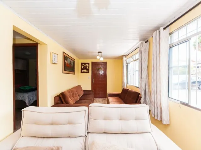 Casa com 200m² 2 quartos e 2 banheiros, à venda, no bairro Santa Felicidade em Curitiba