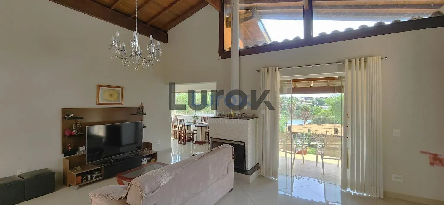 Casa, 3 quartos, 242 m² - Foto 7