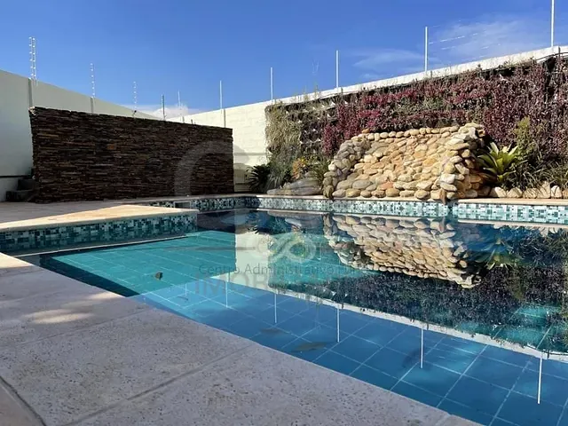 Casa com 1000m² 3 quartos e 4 banheiros, à venda, no bairro Jardim Holanda em Holambra