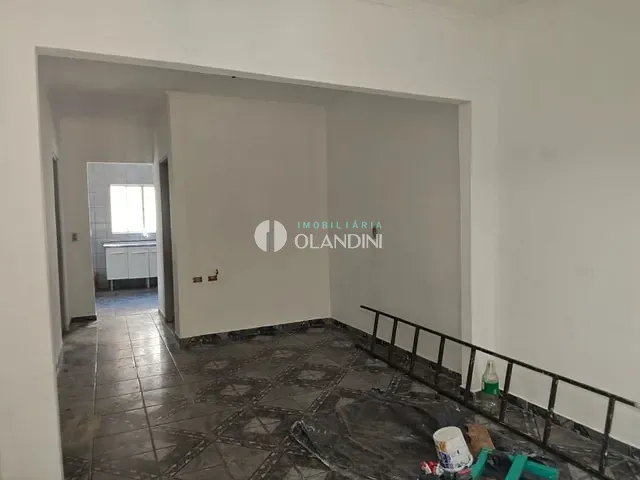 Casa com 160m² 2 quartos e 1 banheiro, à venda, no bairro Parque Residencial Bom Jardim em Artur Nogueira