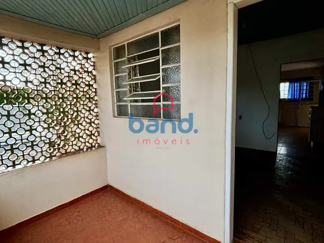 Casa 3 quartos e 2 banheiros, à venda, no bairro Vila Alcalá em Porto Feliz