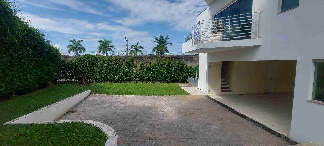 Casa com 1572m² 4 quartos e 5 banheiros, à venda, no bairro Nossa Senhora do Perpétuo Socorro em Pindamonhangaba