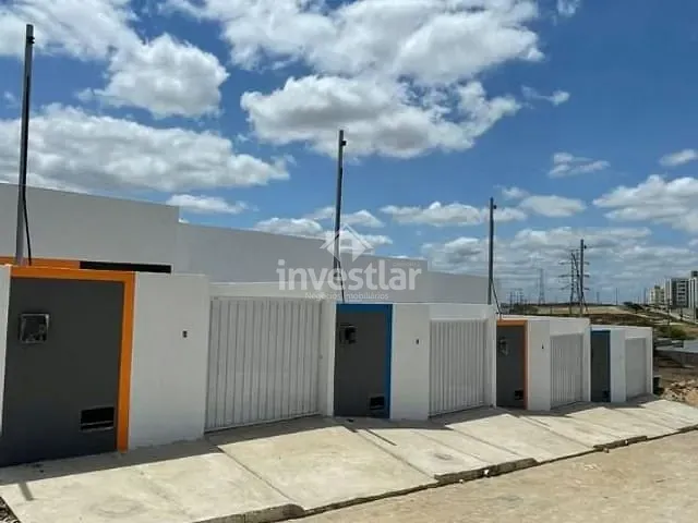 Casa 2 quartos e 1 banheiro, à venda, no bairro Três Irmãs em Campina Grande
