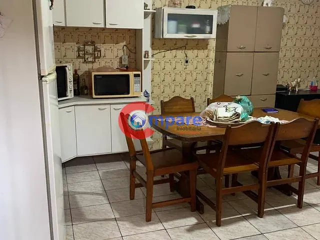 Casa com 250m² 2 quartos e 1 banheiro, à venda, no bairro Jardim Capri em Guarulhos