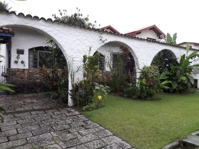 Foto do Casa - Casa com 4 dormitórios para alugar, 300 m² por R$ 1.000,00/dia - Lagoinha - Ubatuba/SP | INDEPENDENCE NEGOCIOS IMOBILIARIOS LTDA