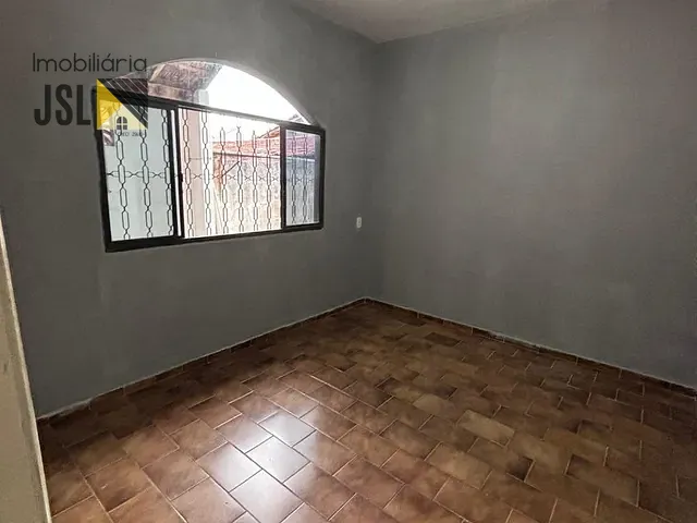 Casa com 125m² 2 quartos e 1 banheiro, à venda, no bairro Parque Residencial Nova Caçapava em Caçapava