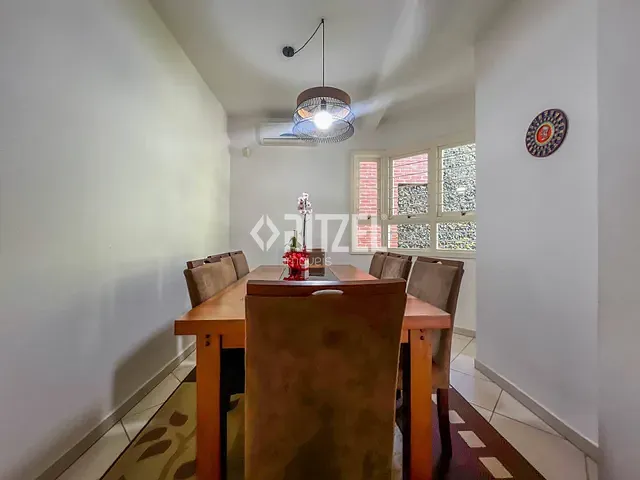 Casa 4 quartos e 3 banheiros, à venda, no bairro Canudos em Novo Hamburgo