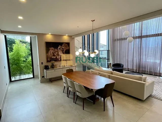Casa 4 quartos e 6 banheiros, à venda, no bairro Condomínio Residencial Jaguary em São José dos Campos