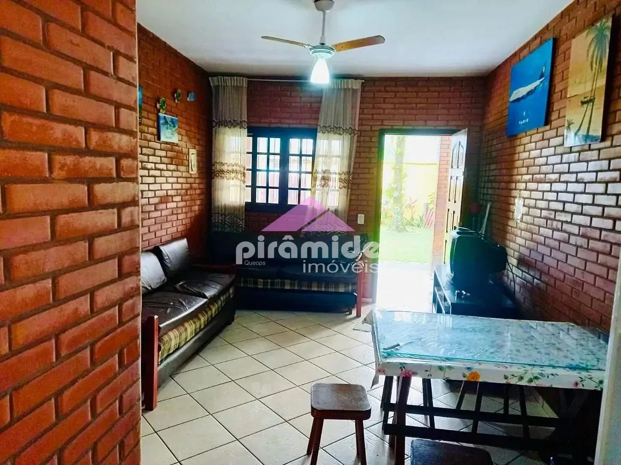 Casa, 3 quartos, 250 m² - Foto 3