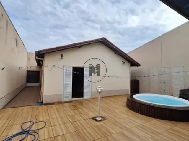 Casa com 360m² 3 quartos e 3 banheiros, para alugar, no bairro Residencial Village Santana em Guaratinguetá