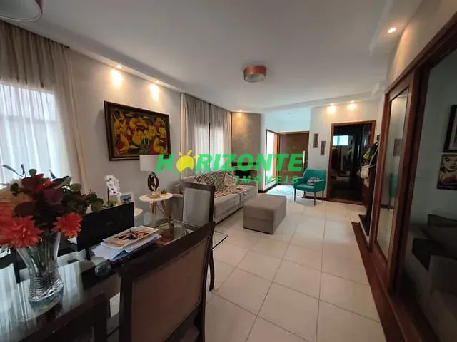 Casa 4 quartos e 3 banheiros, à venda, no bairro Urbanova V em São José dos Campos
