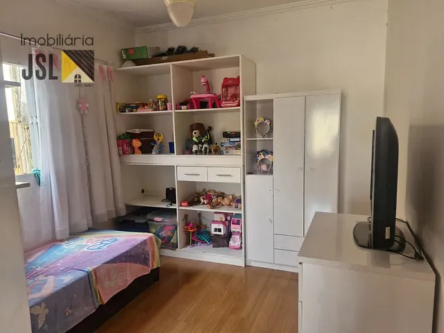 Casa com 220m² 3 quartos e 2 banheiros, à venda, no bairro Parque Residencial Maria Elmira em Caçapava