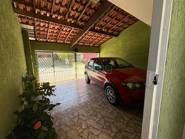 Casa 3 quartos e 2 banheiros, à venda, no bairro Bosque dos Eucaliptos em São José dos Campos
