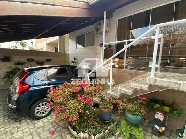 Casa com 224m² 3 quartos e 3 banheiros, à venda, no bairro Jardim das Flores em Osasco