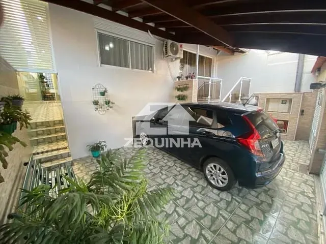 Casa com 224m² 3 quartos e 3 banheiros, à venda, no bairro Jardim das Flores em Osasco