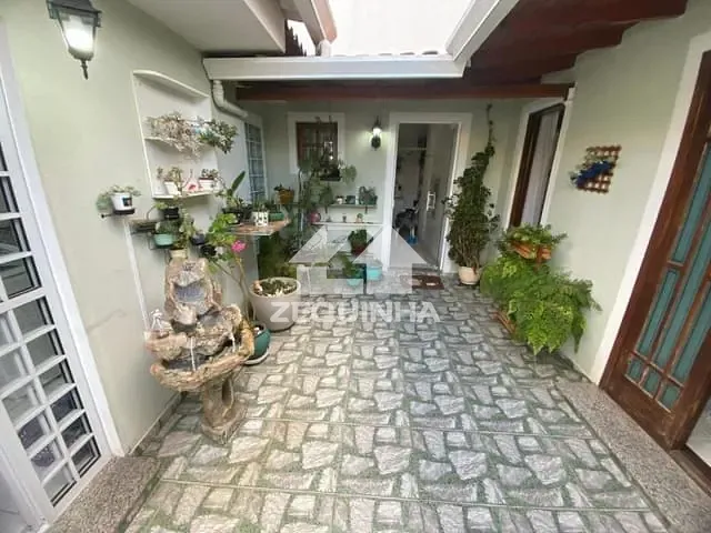 Casa com 224m² 3 quartos e 3 banheiros, à venda, no bairro Jardim das Flores em Osasco
