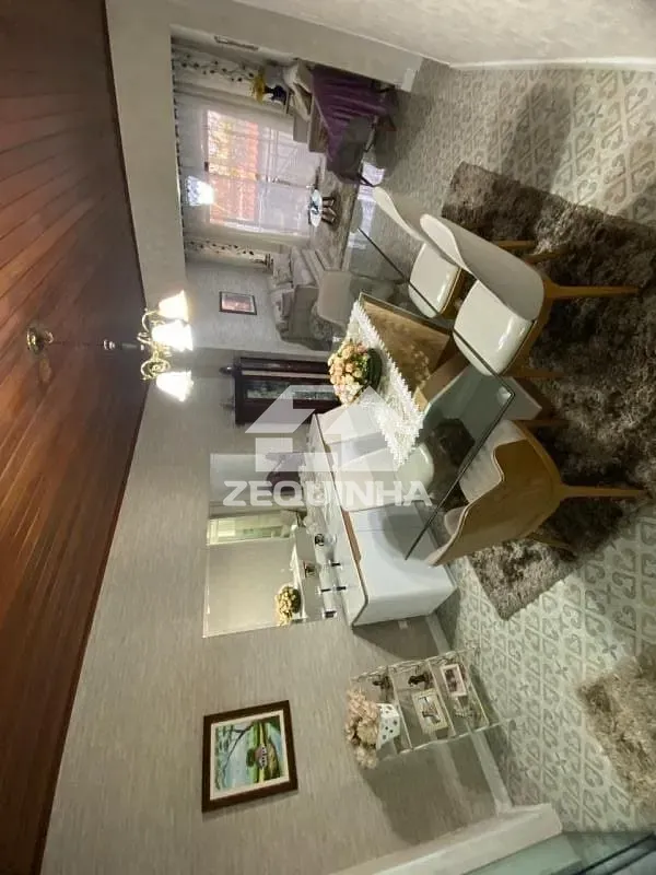 Casa, 3 quartos, 224 m² - Foto 1