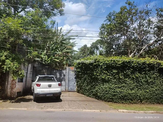 Casa com 1000m² 2 quartos e 2 banheiros, à venda, no bairro Vila Santo Antônio em Cotia