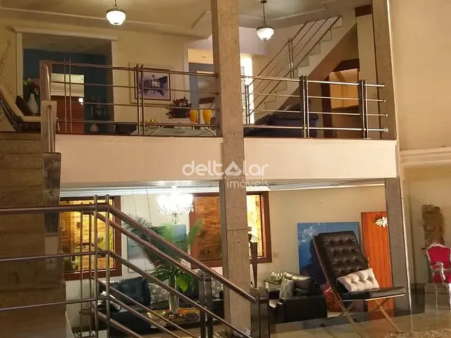 Casa com 1000m² 5 quartos e 7 banheiros, à venda, no bairro Planalto em Belo Horizonte