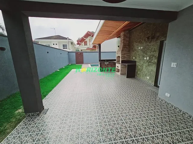 Casa com 264m² 3 quartos e 5 banheiros, à venda, no bairro Urbanova em São José dos Campos