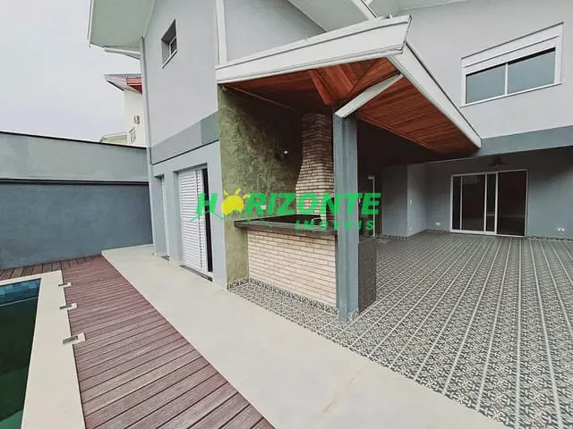 Casa com 264m² 3 quartos e 5 banheiros, à venda, no bairro Urbanova em São José dos Campos