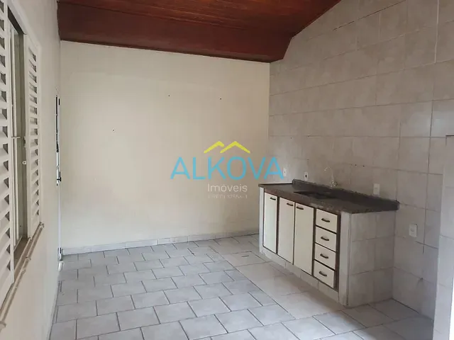 Casa com 260m² 3 quartos e 2 banheiros, à venda, no bairro Jardim Vale do Sol em São José dos Campos