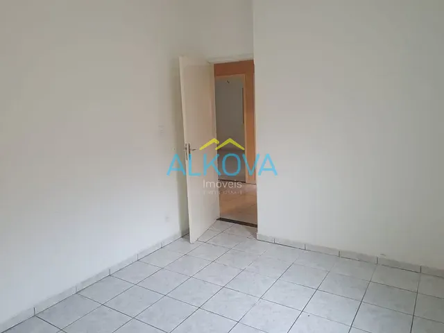 Casa com 260m² 3 quartos e 2 banheiros, à venda, no bairro Jardim Vale do Sol em São José dos Campos