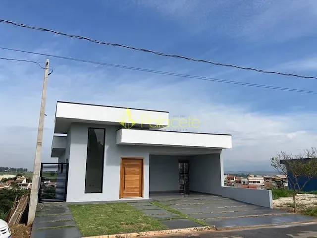 Casa 3 quartos e 4 banheiros, à venda, no bairro Caçapava Velha em Caçapava