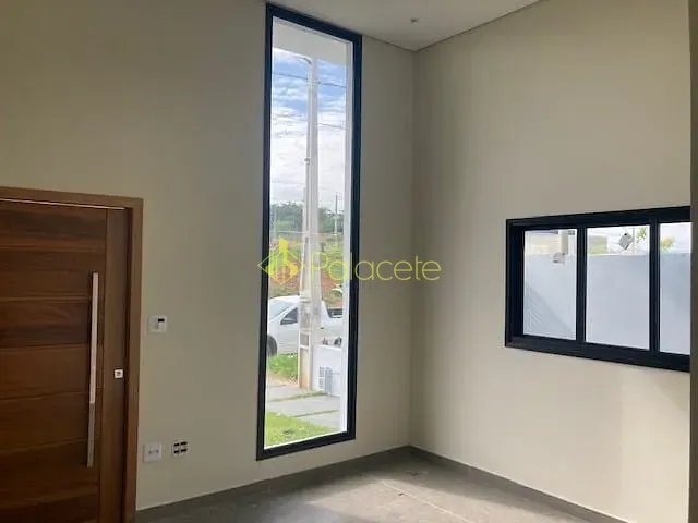 Casa 3 quartos e 4 banheiros, à venda, no bairro Caçapava Velha em Caçapava