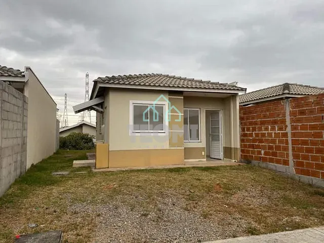 Casa 2 quartos e 1 banheiro, à venda, no bairro São Gonçalo em Taubaté