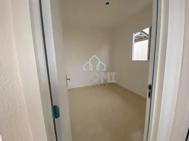 Casa 2 quartos e 1 banheiro, à venda, no bairro São Gonçalo em Taubaté