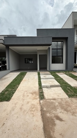 Casa 3 quartos e 2 banheiros, à venda, no bairro Vila Monte Alegre em Paulínia