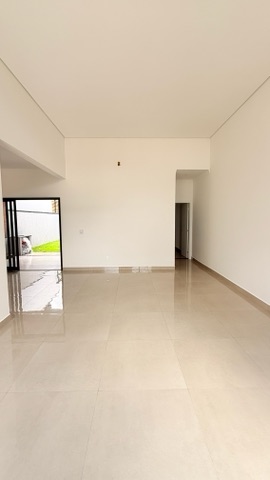 Casa 3 quartos e 2 banheiros, à venda, no bairro Vila Monte Alegre em Paulínia