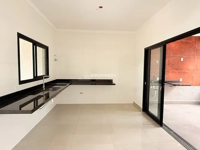 Casa 3 quartos e 2 banheiros, à venda, no bairro Vila Monte Alegre em Paulínia