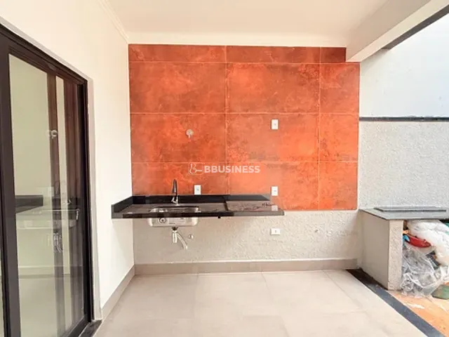 Casa 3 quartos e 2 banheiros, à venda, no bairro Vila Monte Alegre em Paulínia