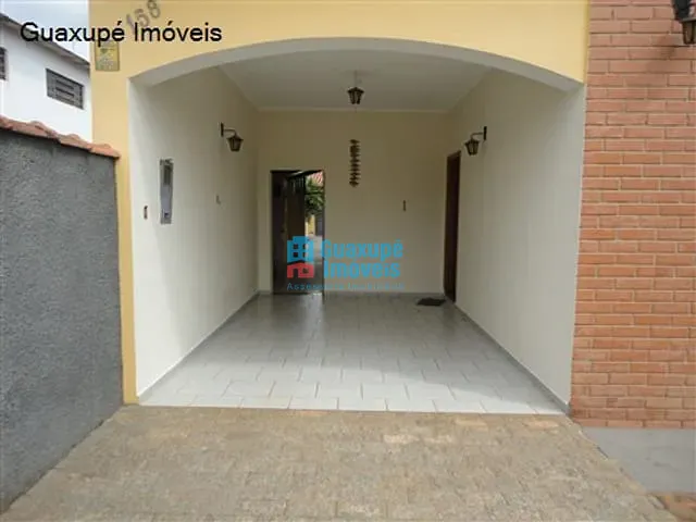 Casa com 150m² 3 quartos e 2 banheiros, à venda, no bairro Jardim Guaxupé em Guaxupé