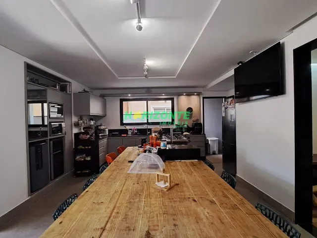 Casa com 250m² 3 quartos e 4 banheiros, à venda, no bairro Urbanova em São José dos Campos