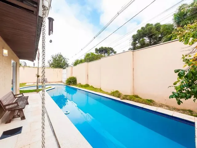 Casa com 725m² 3 quartos e 4 banheiros, para alugar, no bairro Santa Felicidade em Curitiba