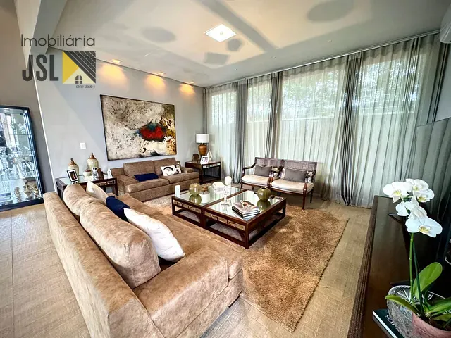 Casa 3 quartos e 5 banheiros, à venda, no bairro Bairro do Grama em Caçapava