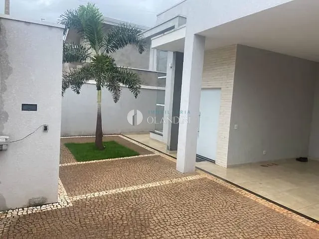 Casa com 311m² 2 quartos e 2 banheiros, à venda, no bairro Rota das Flores em Artur Nogueira