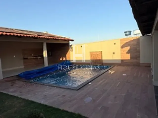 Casa com 300m² 3 quartos e 3 banheiros, à venda, no bairro Residencial Brisas da Mata em Goiânia