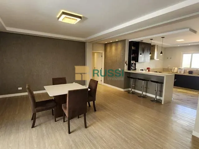 Casa com 280m² 4 quartos e 5 banheiros, à venda, no bairro Condomínio Residencial Mirante do Vale em Jacareí