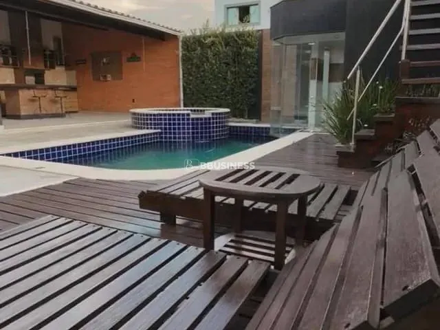Casa 4 quartos e 4 banheiros, à venda, no bairro Parque Rodoviário em Campos dos Goytacazes