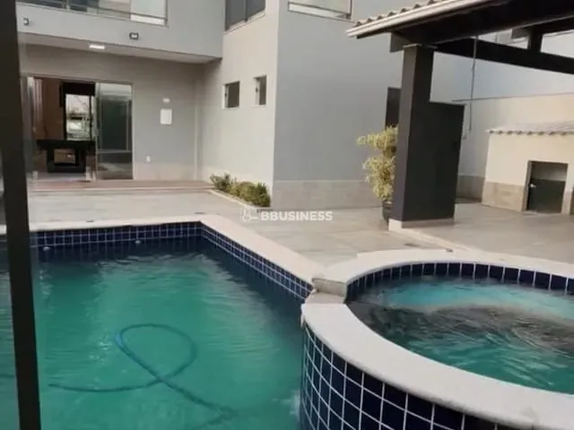 Casa 4 quartos e 4 banheiros, à venda, no bairro Parque Rodoviário em Campos dos Goytacazes